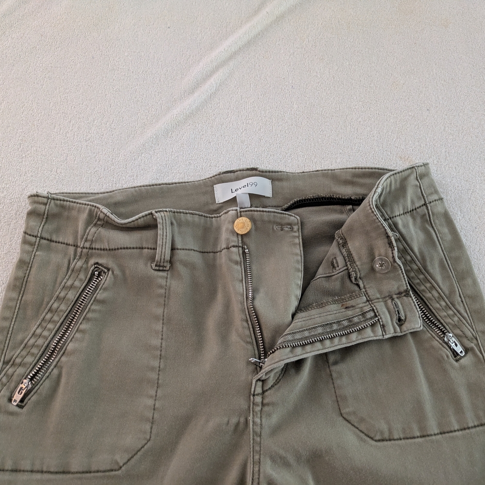 Levi's Olive Green High-Waisted Pants